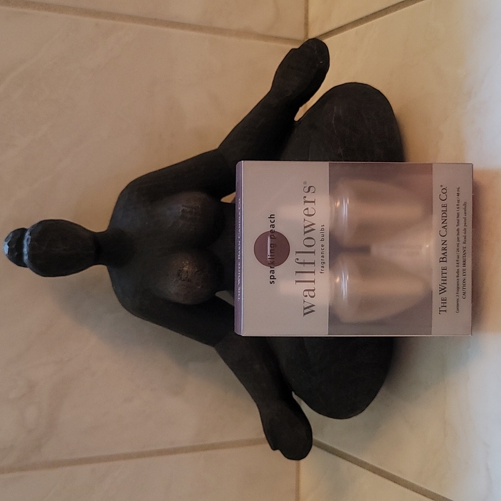 ☆ The White Barn Candle Co ☆ NIP Sparkling Peach Fragrance Bulbs